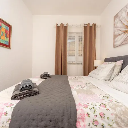 Stunning In With Wifi Appartement *