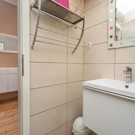 Appartement Stunning In With Wifi