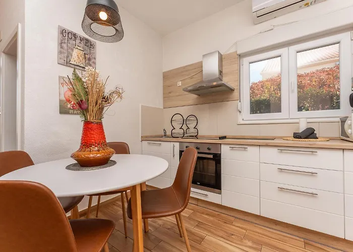 Apartment Stunning In With Wifi *