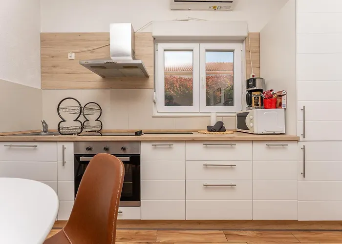 Stunning In With Wifi Apartment Zadar