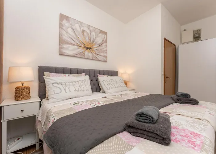 Apartment Stunning In With Wifi *
