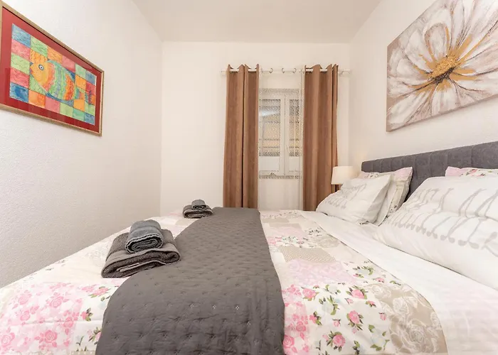 Stunning In With Wifi דירה *